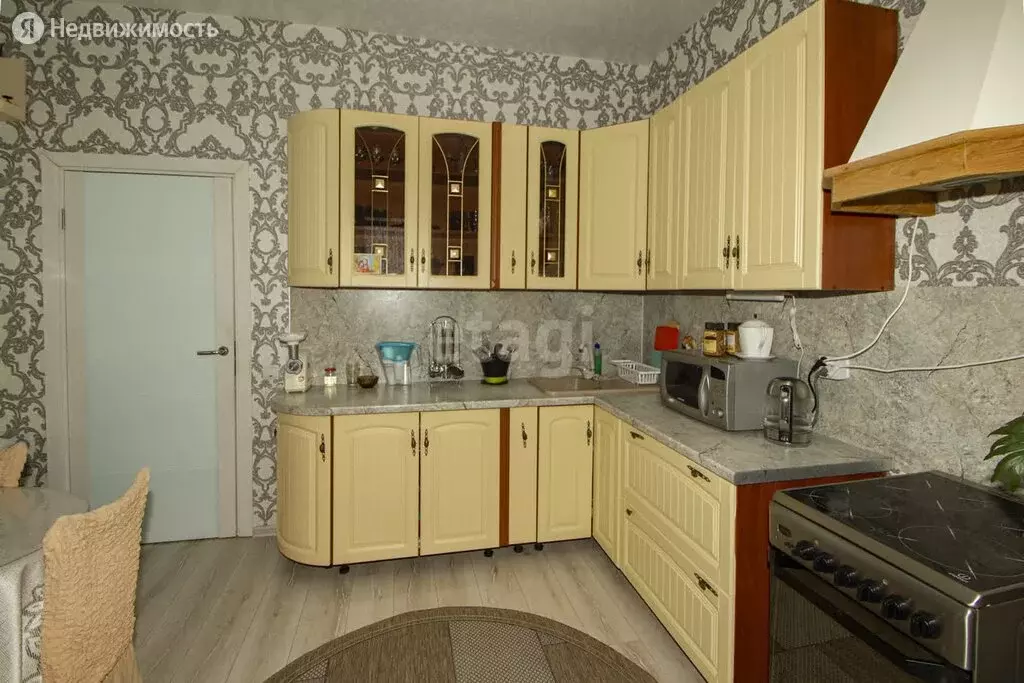 2-комнатная квартира: Заводоуковск, улица Энергетиков, 2а (53 м) - Фото 0