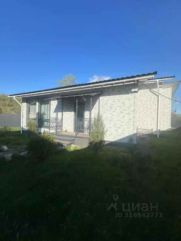 Дом в Тульская область, Тула городской округ, с. Архангельское ул. ... - Фото 1