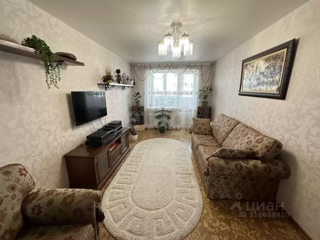 2-к кв. Удмуртия, Ижевск Промышленная ул., 35 (57.5 м) - Фото 1