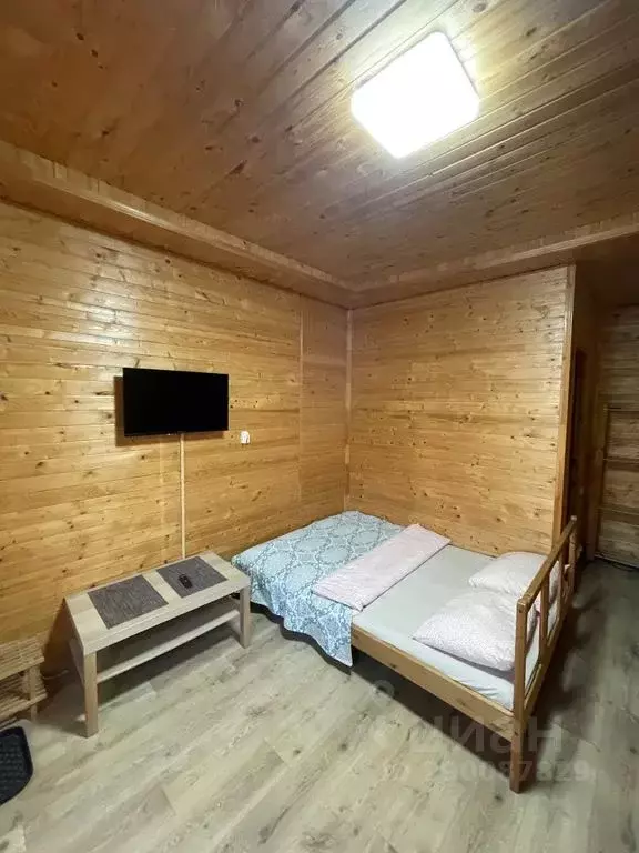 Комната Адыгея, Майкопский район, Даховская ст-ца Октябрьская ул., 1 - Фото 1