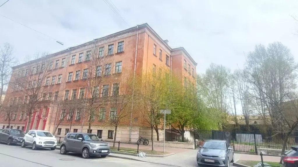 3-к кв. Санкт-Петербург 3-я Васильевского острова линия, 46 (92.1 м) - Фото 0