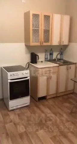 1-к кв. Омская область, Омск просп. Комарова, 16 (42.0 м) - Фото 1