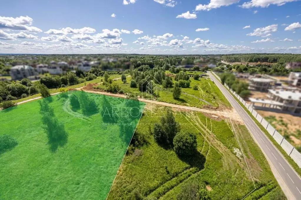 Участок в Московская область, Красногорск городской округ, д. ... - Фото 1