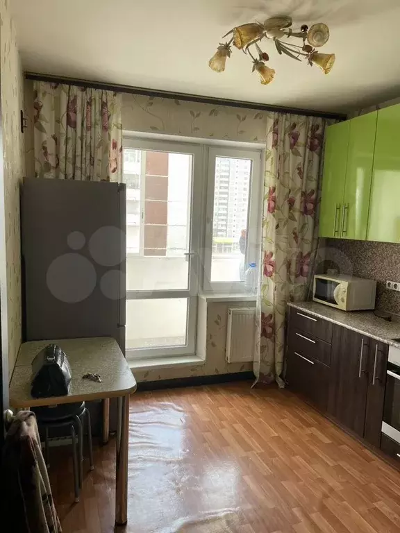 1-к. квартира, 42 м, 5/10 эт. - Фото 1