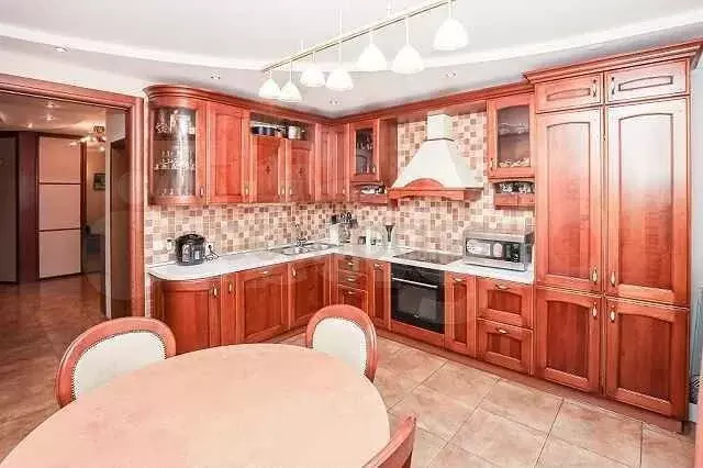 3-к. квартира, 126 м, 9/12 эт. - Фото 0