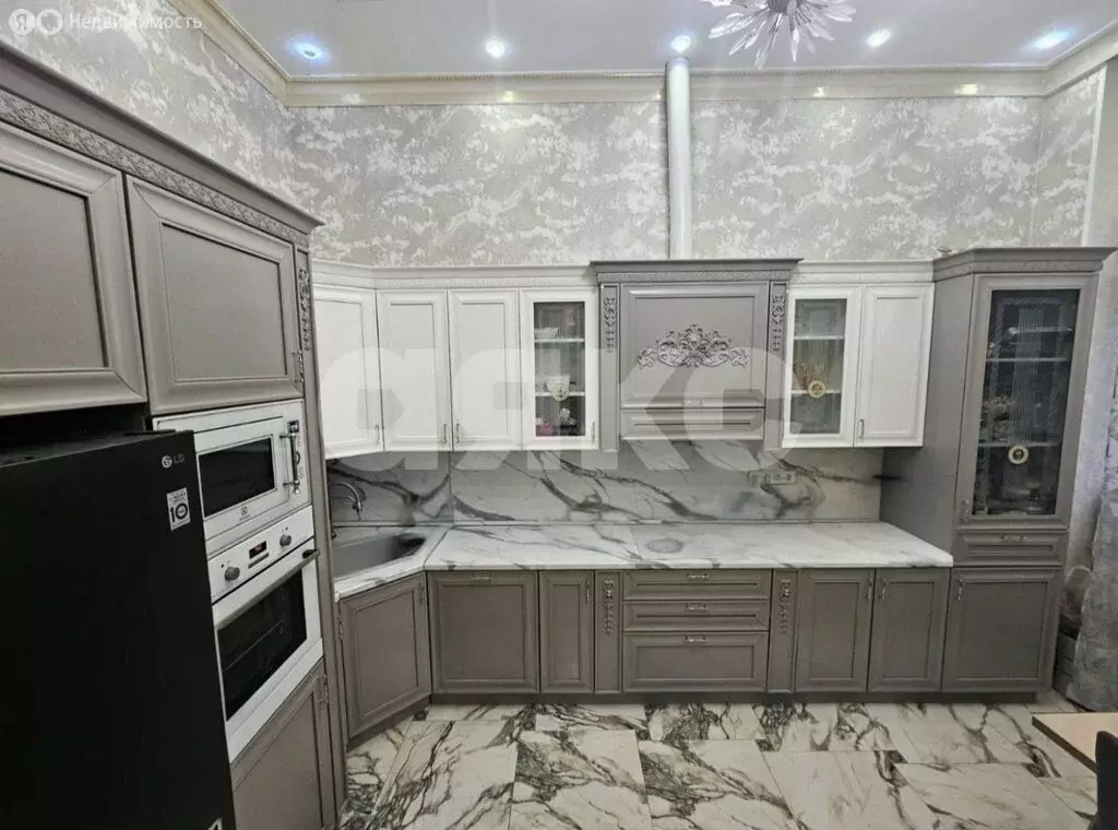 4-комнатная квартира: Раменское, Северное шоссе, 16 (100 м) - Фото 0