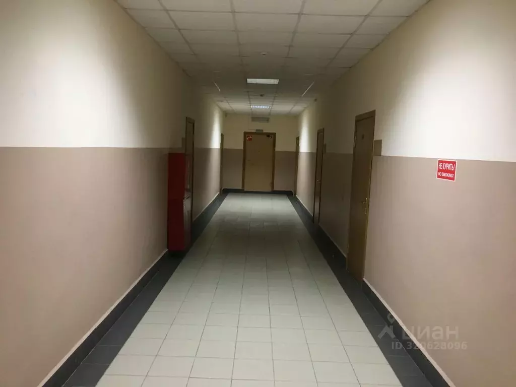 Помещение свободного назначения в Калужская область, Калуга Зерновая ... - Фото 1