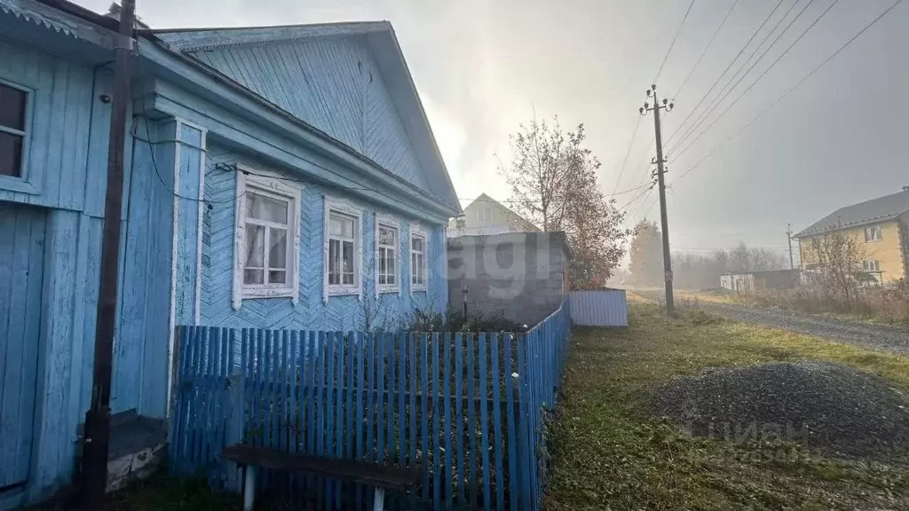 Дом в Свердловская область, Горноуральский муниципальный округ, с. ... - Фото 1