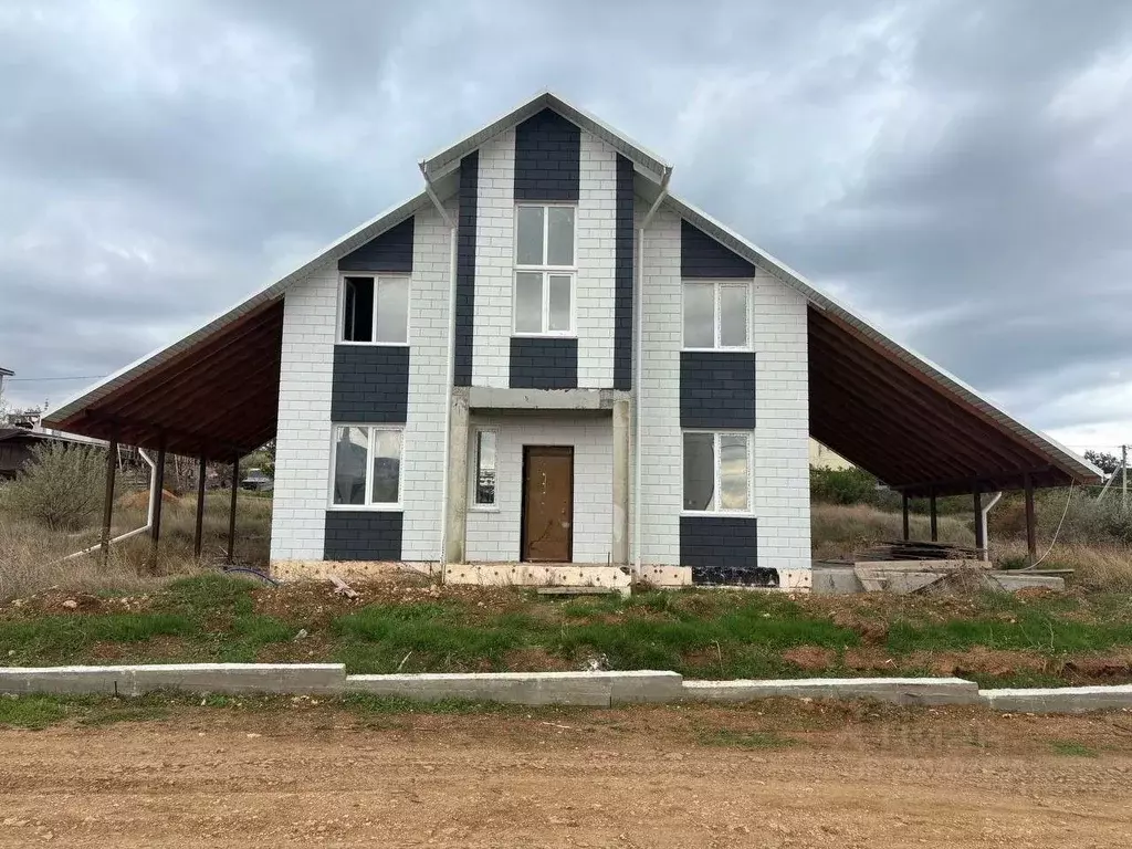 Дом в Севастополь ул. Летчика Старикова, 14 (133 м) - Фото 0