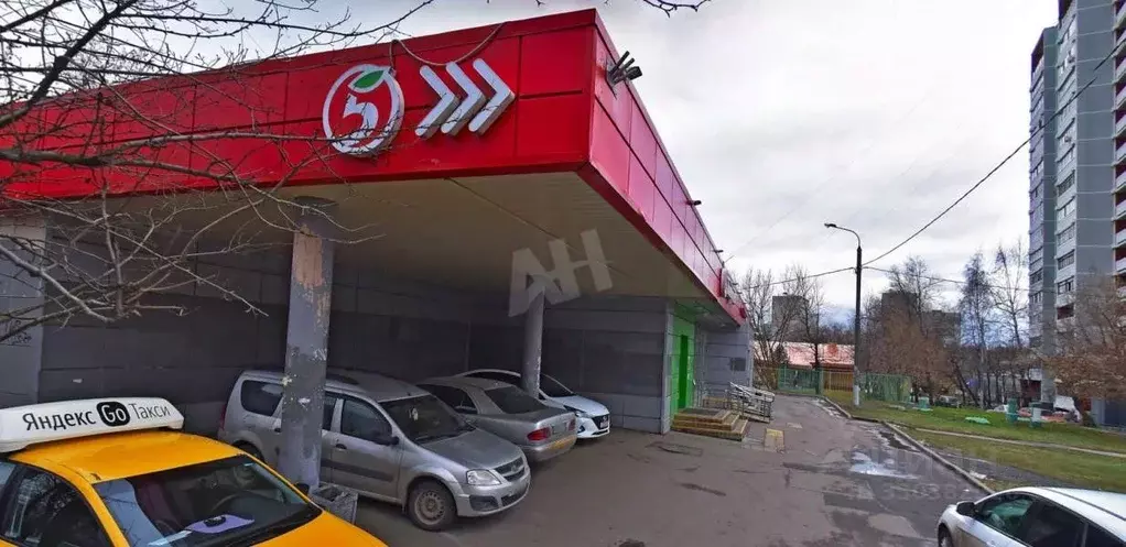 Торговая площадь в Москва Харьковская ул., 1К6 (1012 м) - Фото 1
