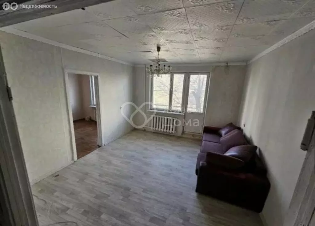 4-комнатная квартира: Волгоград, улица Военный городок, 7 (73.9 м) - Фото 2