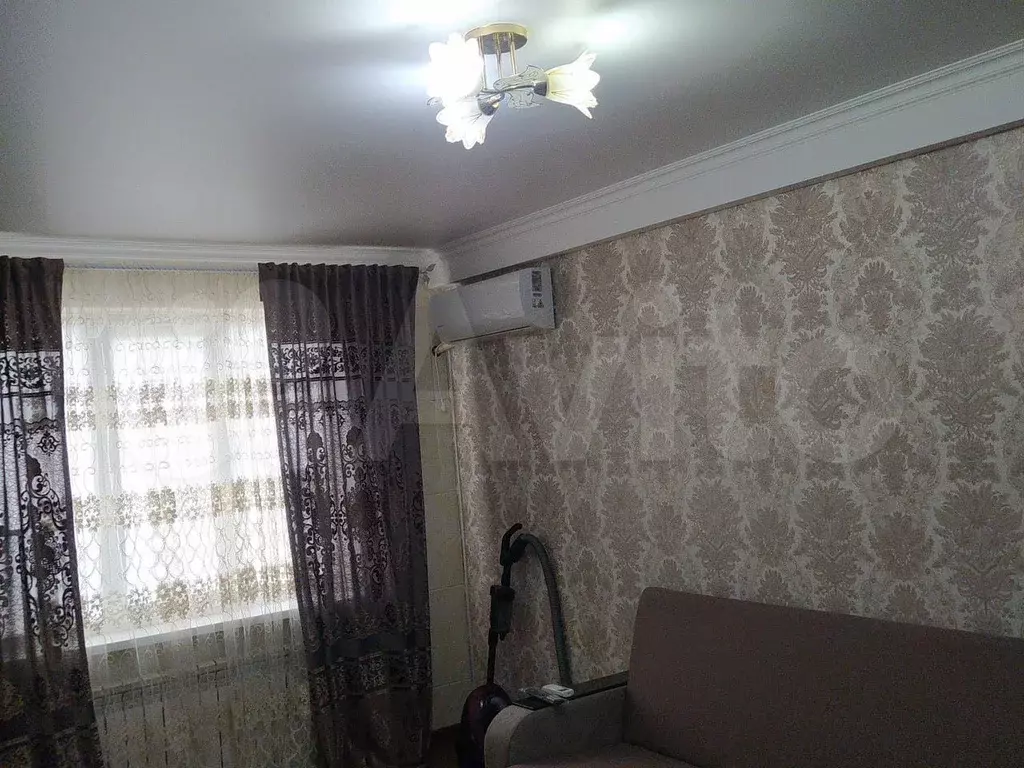 1-к. квартира, 42 м, 1/5 эт. - Фото 1