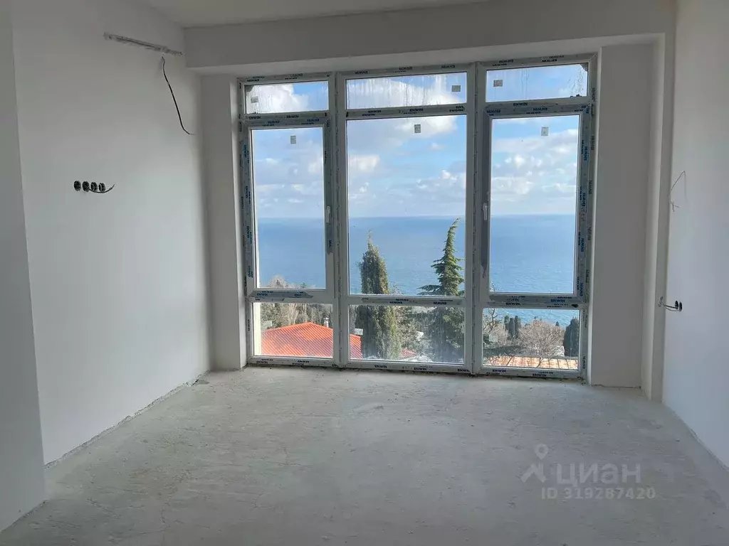 3-к кв. Крым, Алупка ул. Имени Братьев Говыриных, 20 (104.0 м) - Фото 1