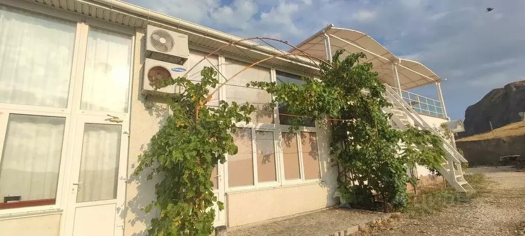 Дом в Крым, Судак городской округ, с. Прибрежное ул. Причальная (350 ... - Фото 1