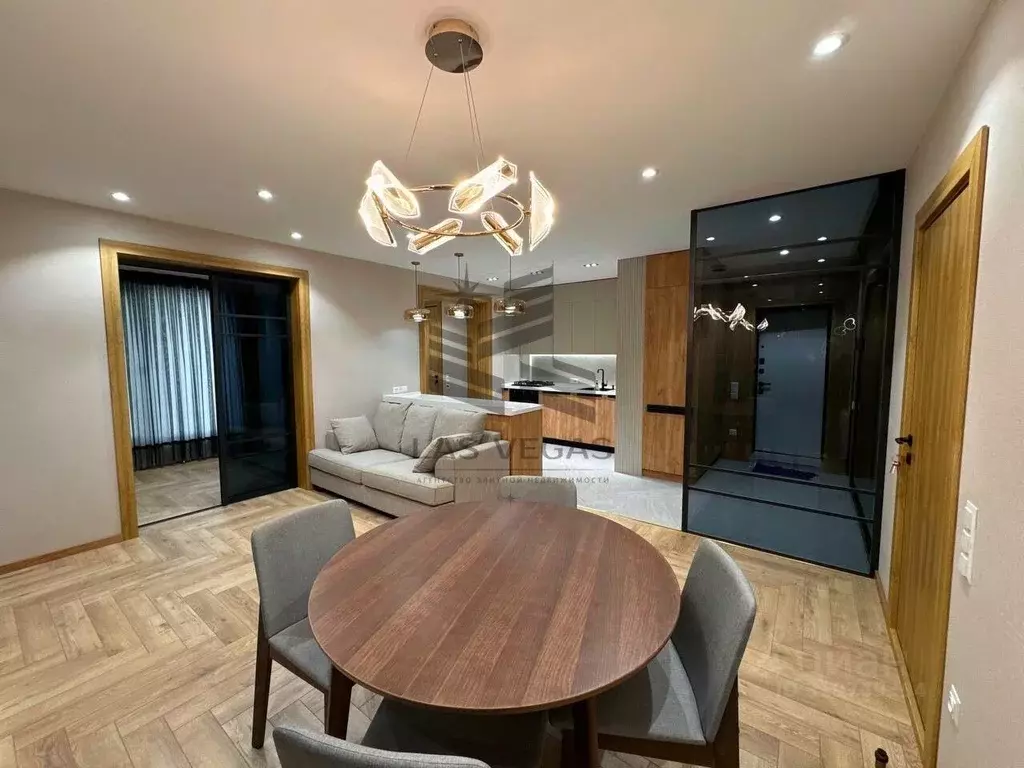 2-к кв. Санкт-Петербург ул. Нахимова, 15В (110.0 м) - Фото 1