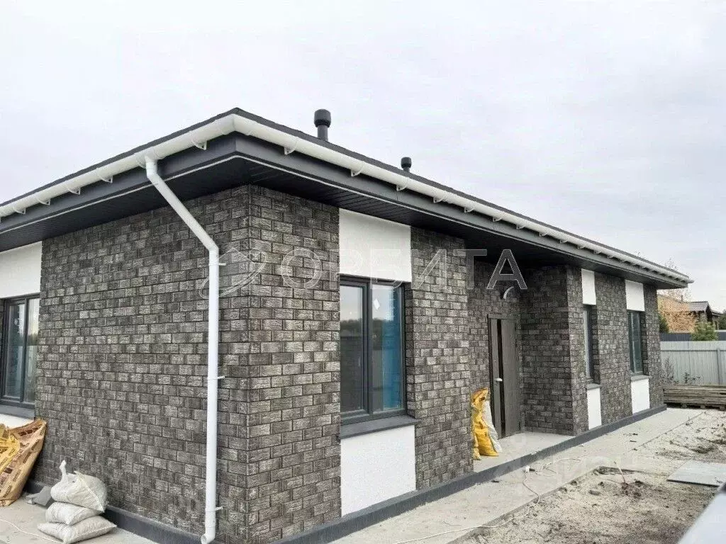 Дом в Тюменская область, Тюменский муниципальный округ, Новокаменский ... - Фото 1