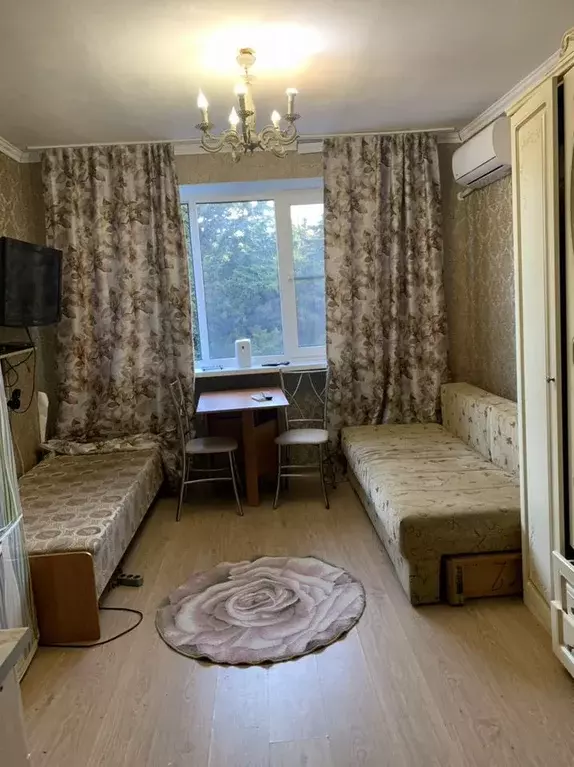 Комната Краснодарский край, Сочи Адлер жилрайон, ул. Панфилова, 3 - Фото 2