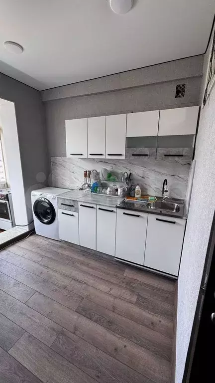 1-к. квартира, 40 м, 9/9 эт. - Фото 0