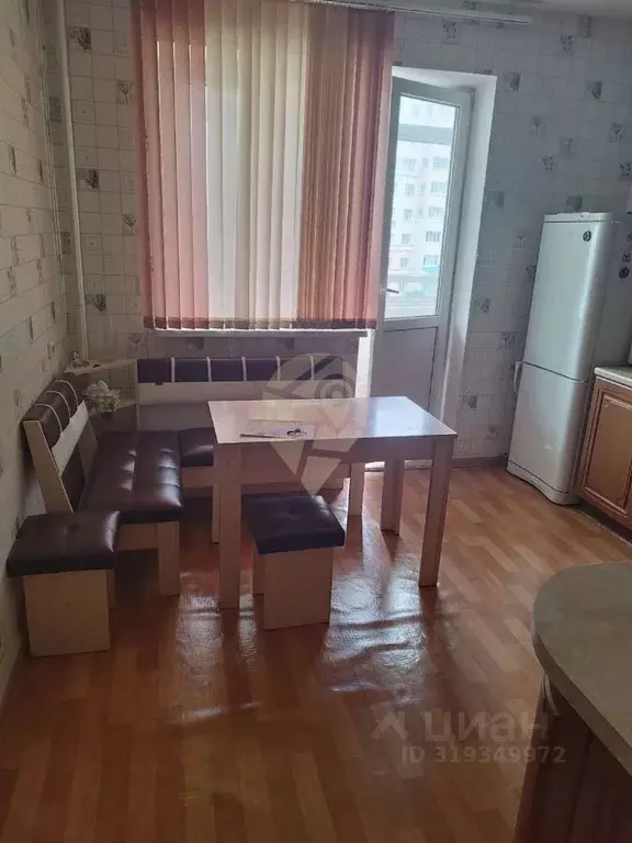 1-к кв. Белгородская область, Старый Оскол Степной мкр, 16 (44.0 м) - Фото 0