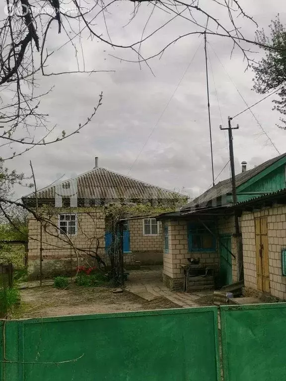 Дом в посёлок Виноградный, улица Черняховского (56.8 м) - Фото 0