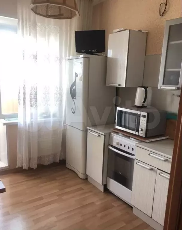 1-к. квартира, 40 м, 6/9 эт. - Фото 0