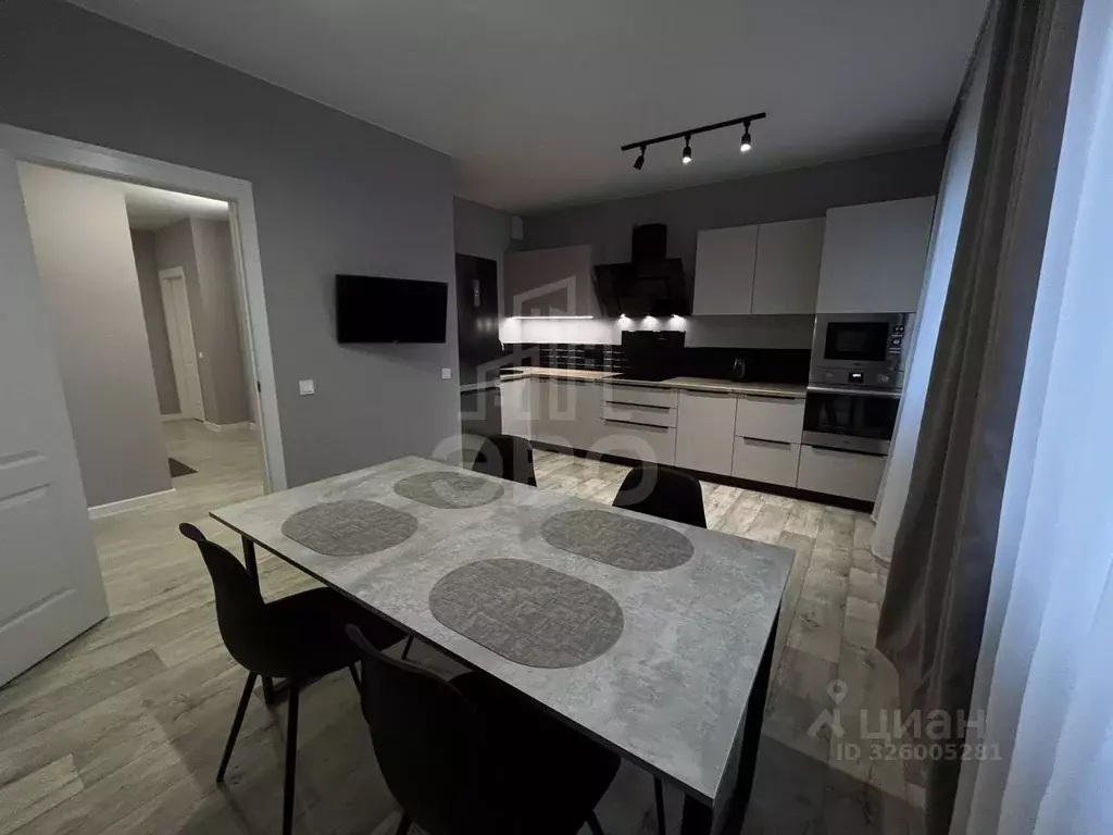 3-к кв. Санкт-Петербург Нижне-Каменская ул., 26 (82.0 м) - Фото 2