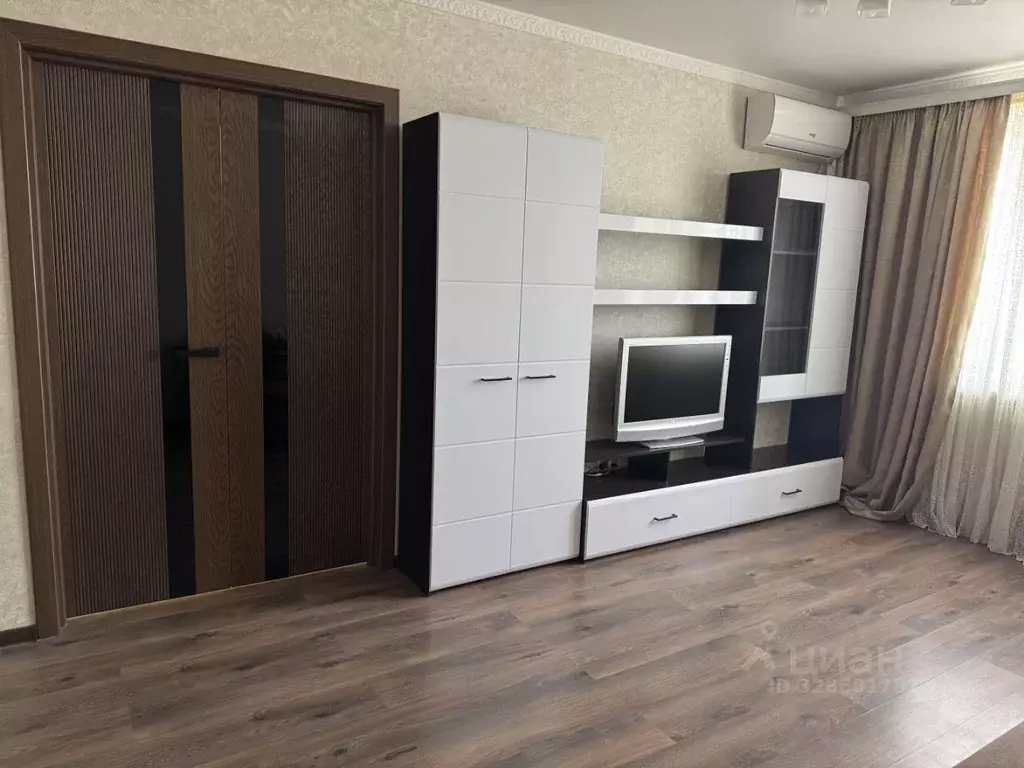 1-к кв. Воронежская область, Воронеж ул. Переверткина, 1/7 (50.0 м) - Фото 2