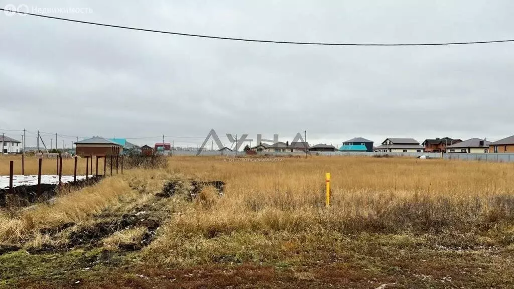 Участок в Тукаевский район, деревня Азьмушкино (8 м) - Фото 0