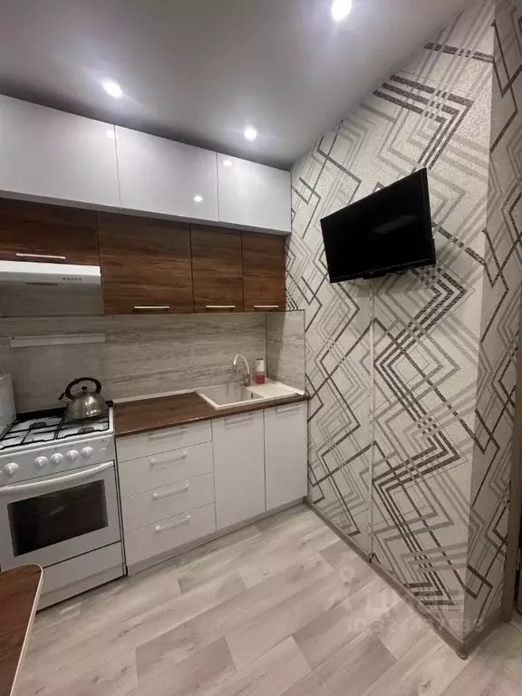 1-к кв. Кировская область, Киров ул. Чапаева, 32 (32.3 м) - Фото 2