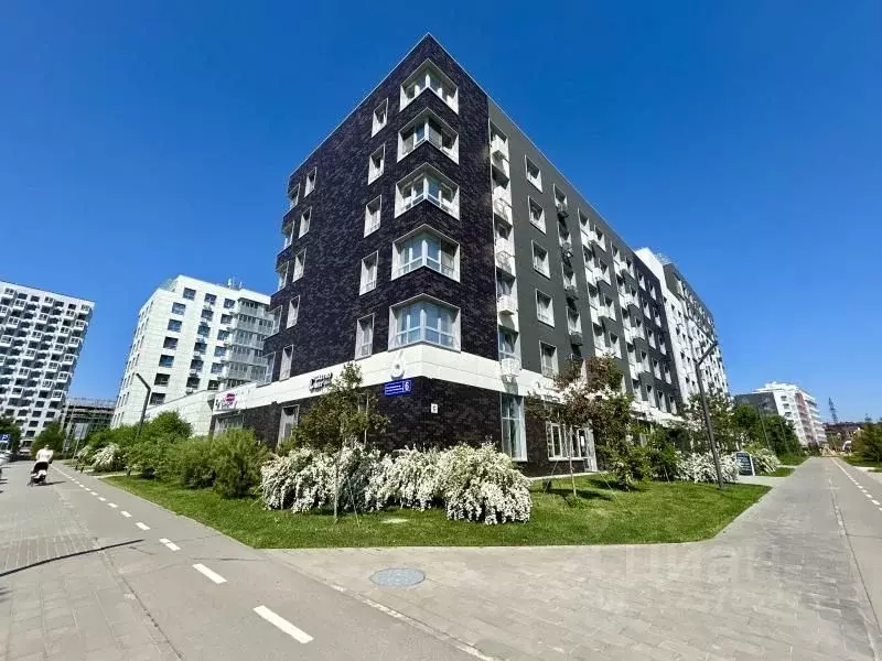 3-к кв. Татарстан, Казань ул. Анаса Тазетдинова, 6 (87.7 м) - Фото 2
