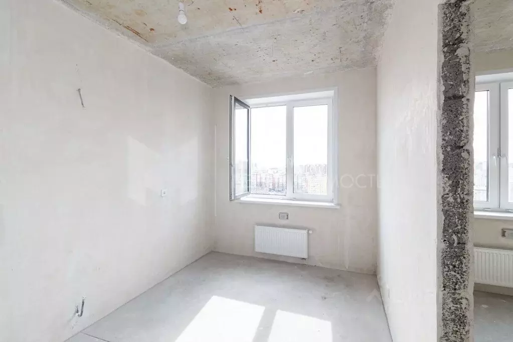 1-к кв. Тюменская область, Тюмень ул. Республики, 204к18 (25.1 м) - Фото 0