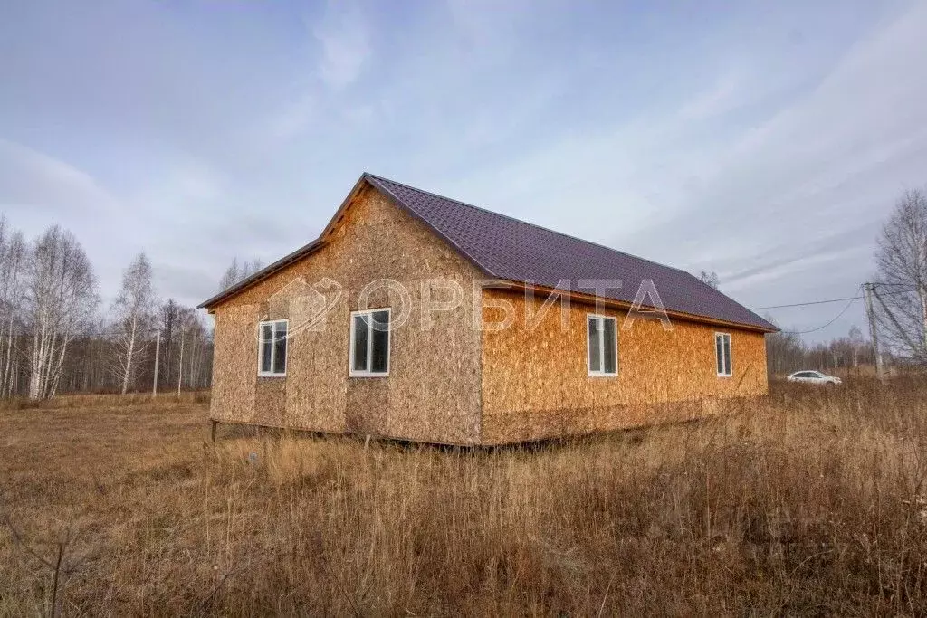 Дом в Тюменская область, Нижнетавдинский район, д. Новопокровка  (128 ... - Фото 0