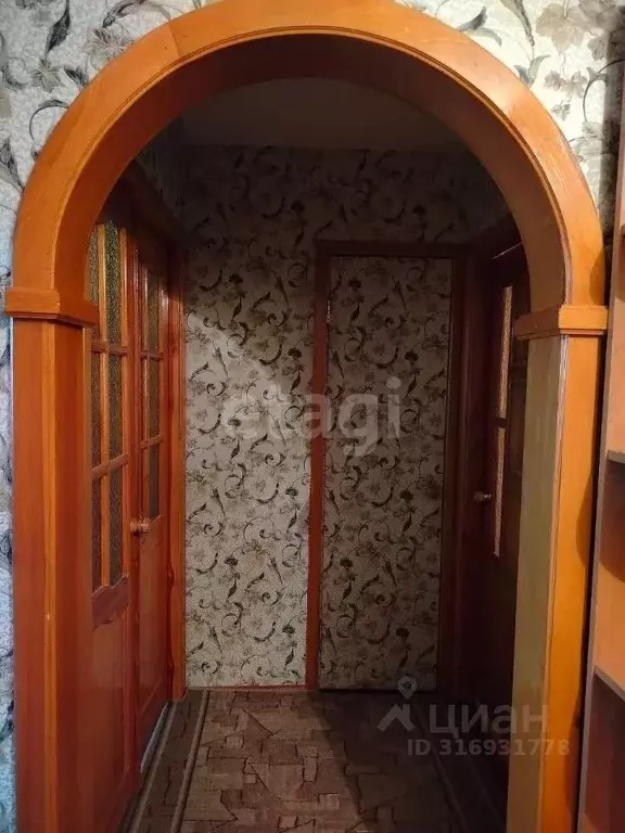 2-к кв. Белгородская область, Старый Оскол Комсомольский просп., 3 ... - Фото 0