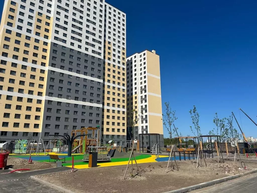 2-к кв. Санкт-Петербург ул. Пахомовская, 14к2 (62.9 м) - Фото 1