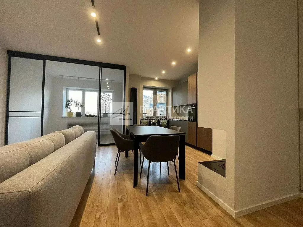 Продается 3-комнатная квартира - Фото 1