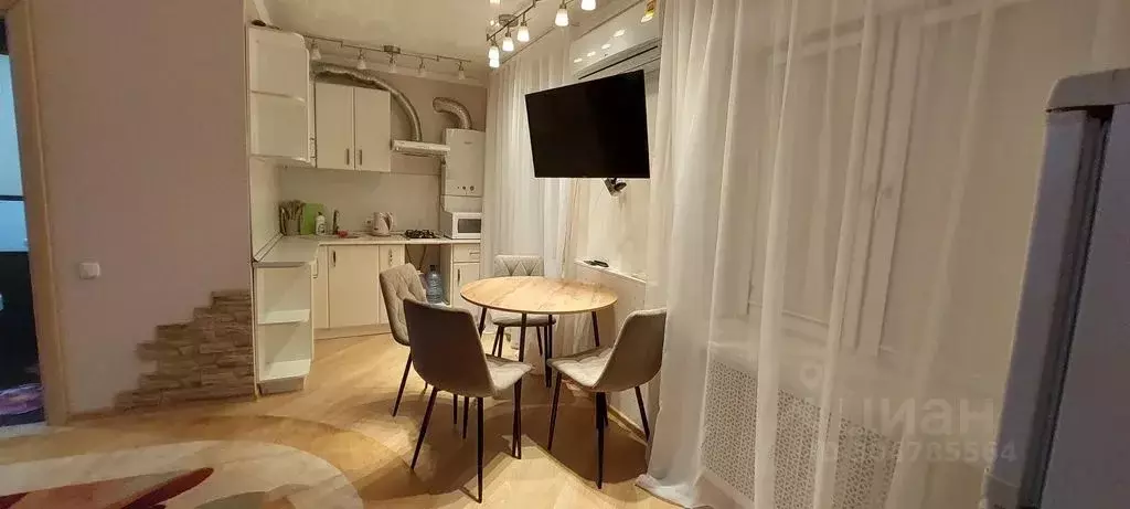 2-к кв. Калмыкия, Элиста ул. Илишкина, 3 (50.0 м) - Фото 1