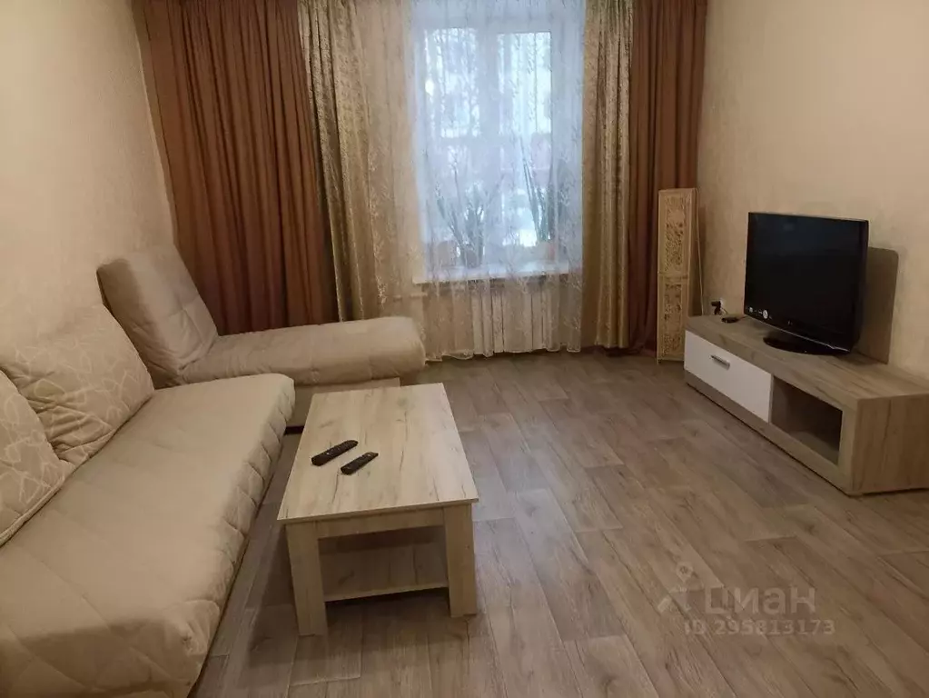 2-к кв. Свердловская область, Нижний Тагил ул. Карла Маркса, 64 (64.0 ... - Фото 0