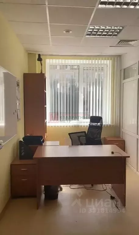 Офис в Белгородская область, Старый Оскол Степной мкр, 8А (17 м) - Фото 2
