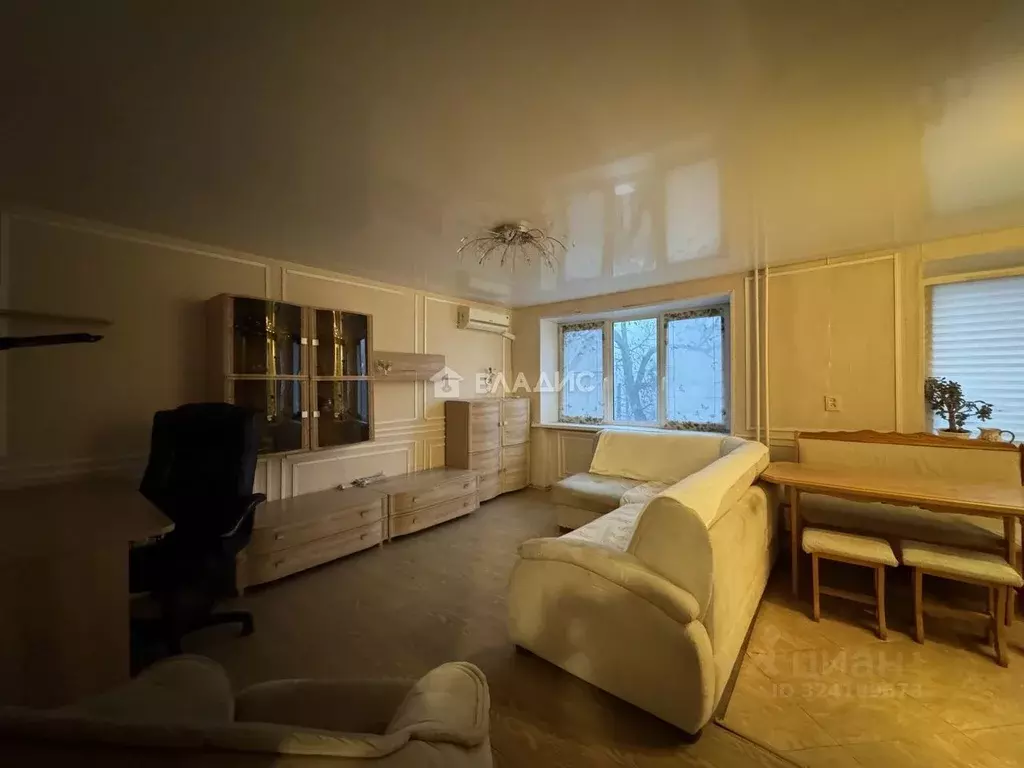 2-к кв. Волгоградская область, Волгоград ул. 7-й Гвардейской, 13 (42.5 ... - Фото 2