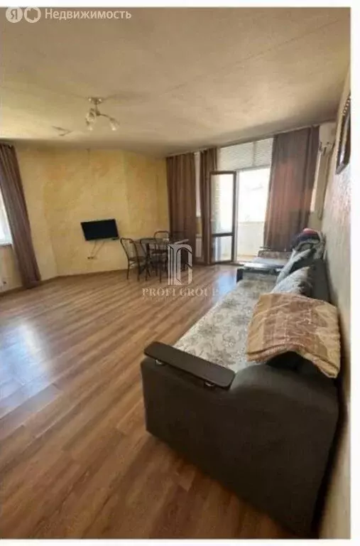 1-комнатная квартира: Избербаш, улица имени Р. Зорге, 1Г (50 м) - Фото 1