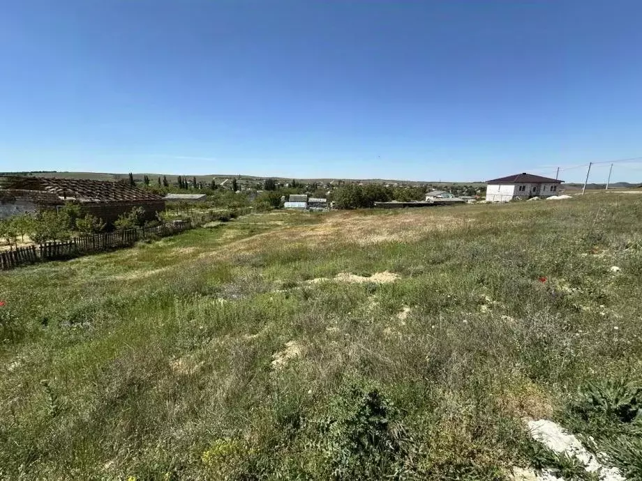 Участок в Крым, Симферопольский район, с. Урожайное ул. Таврическая, ... - Фото 1