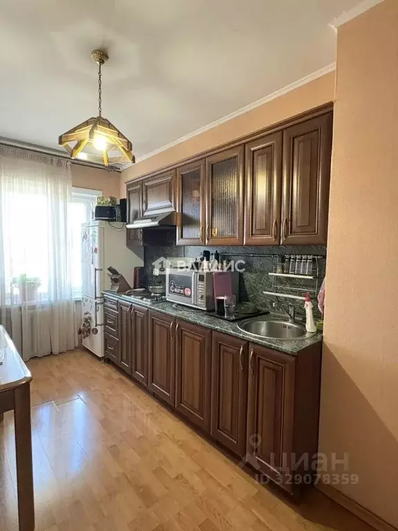 3-к кв. Бурятия, Улан-Удэ просп. Строителей, 18 (61.5 м) - Фото 1
