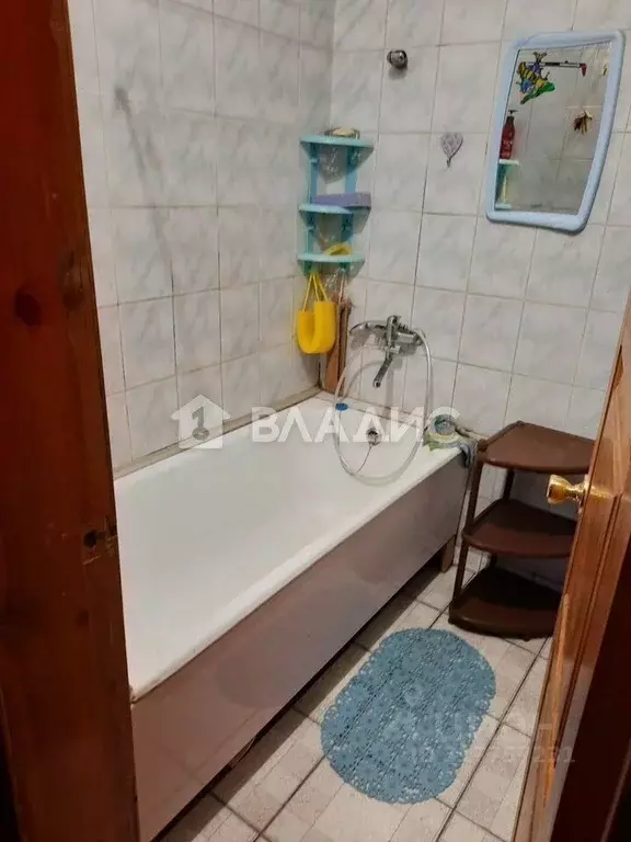 2-к кв. Бурятия, Улан-Удэ ул. Гастелло, 7 (67.0 м) - Фото 1