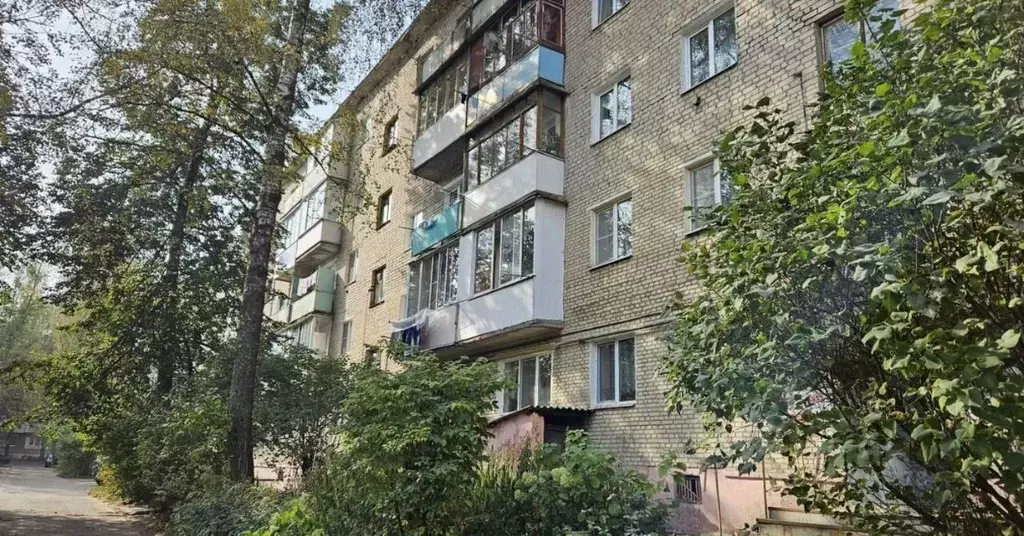 2-к кв. Смоленская область, Сафоново 2-й мкр, 9 (45.0 м) - Фото 0