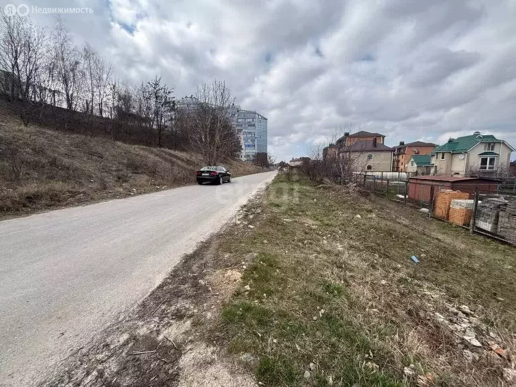 Дом в Белгород, улица имени М.Е. Катукова (240 м) - Фото 2