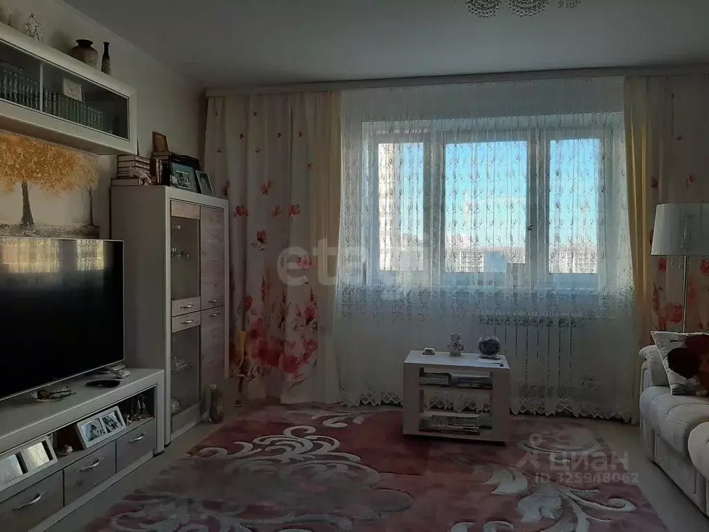 2-к кв. Тюменская область, Тюмень ул. Арктическая, 1к1 (51.6 м) - Фото 1