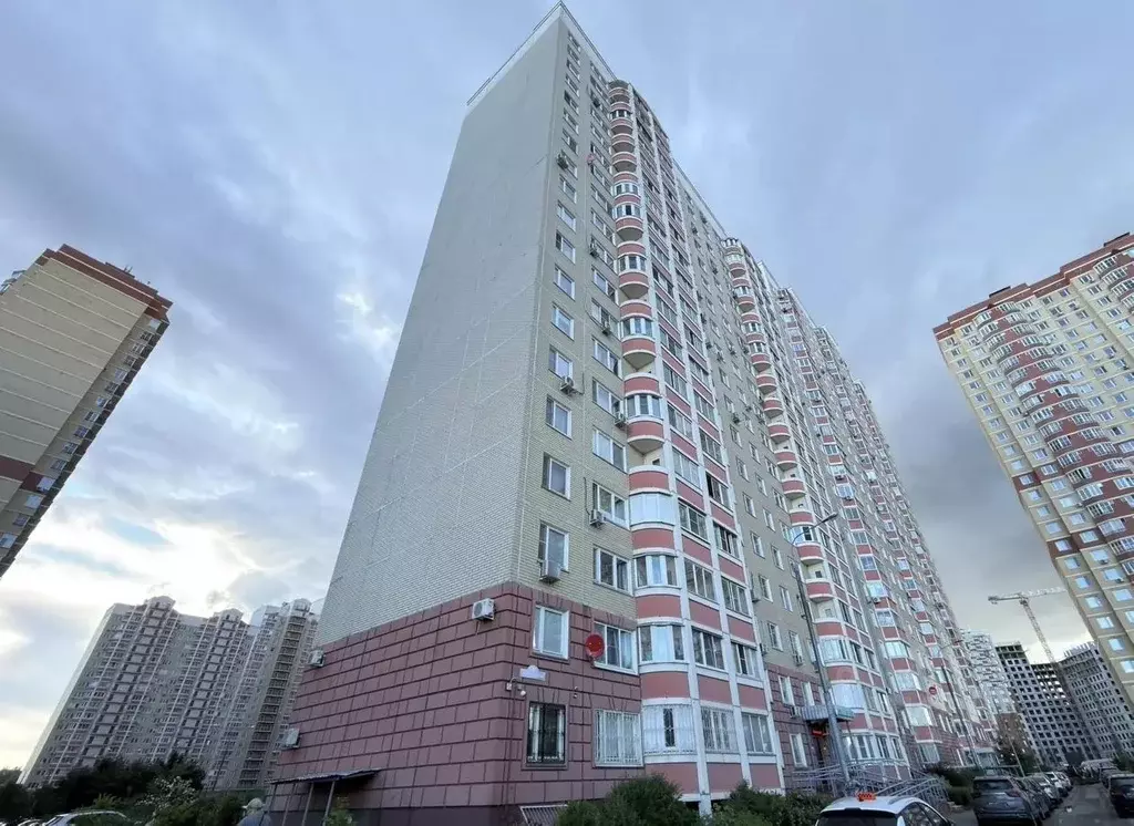 2-к кв. Московская область, Балашиха ул. Дмитриева, 10 (57.7 м) - Фото 1