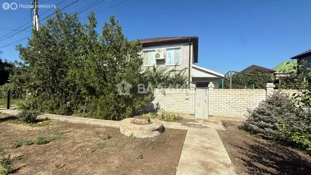 Дом в Астрахань, улица Безжонова, 184 (137 м) - Фото 1