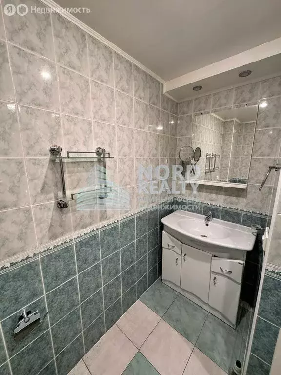 2-комнатная квартира: Мурманск, Верхне-Ростинское шоссе, 5 (54 м) - Фото 1