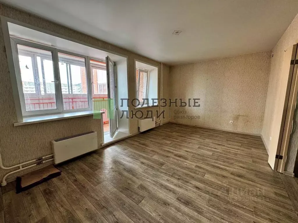 3-к кв. Красноярский край, Красноярск Северный мкр, пер. ... - Фото 1